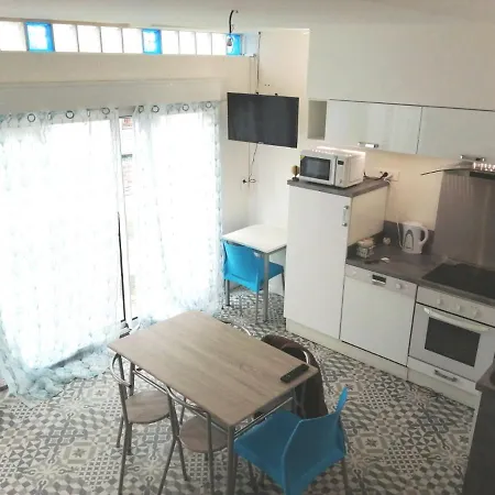 Agreable Maison De En Plein Coeur De * רואן